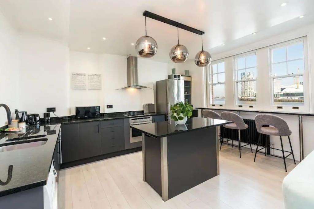 3 X Bedroom Riverside Flat With Hot Tub On Roof Terrace London Eksteriør bilde