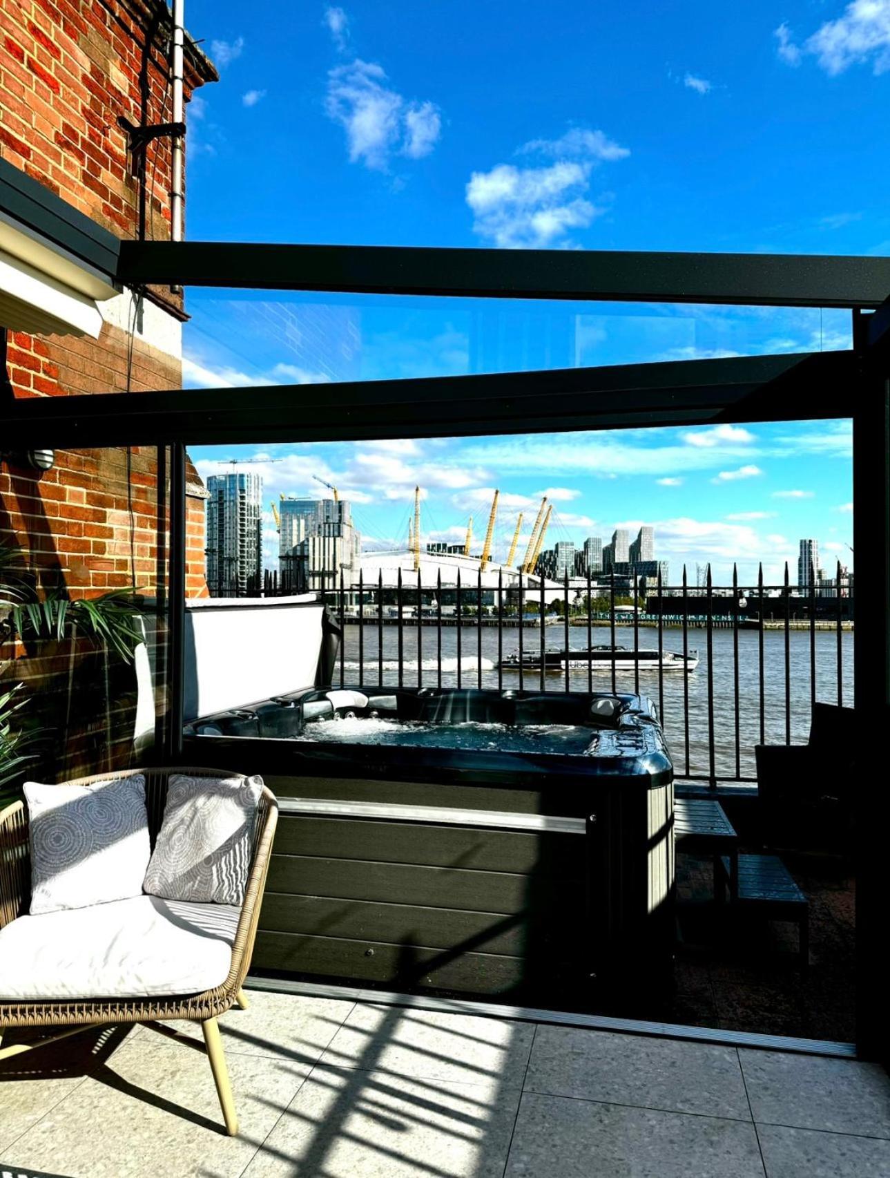 3 X Bedroom Riverside Flat With Hot Tub On Roof Terrace London Eksteriør bilde